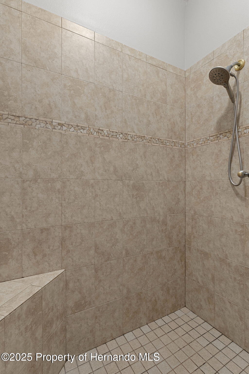 1376 E Cleveland St Street