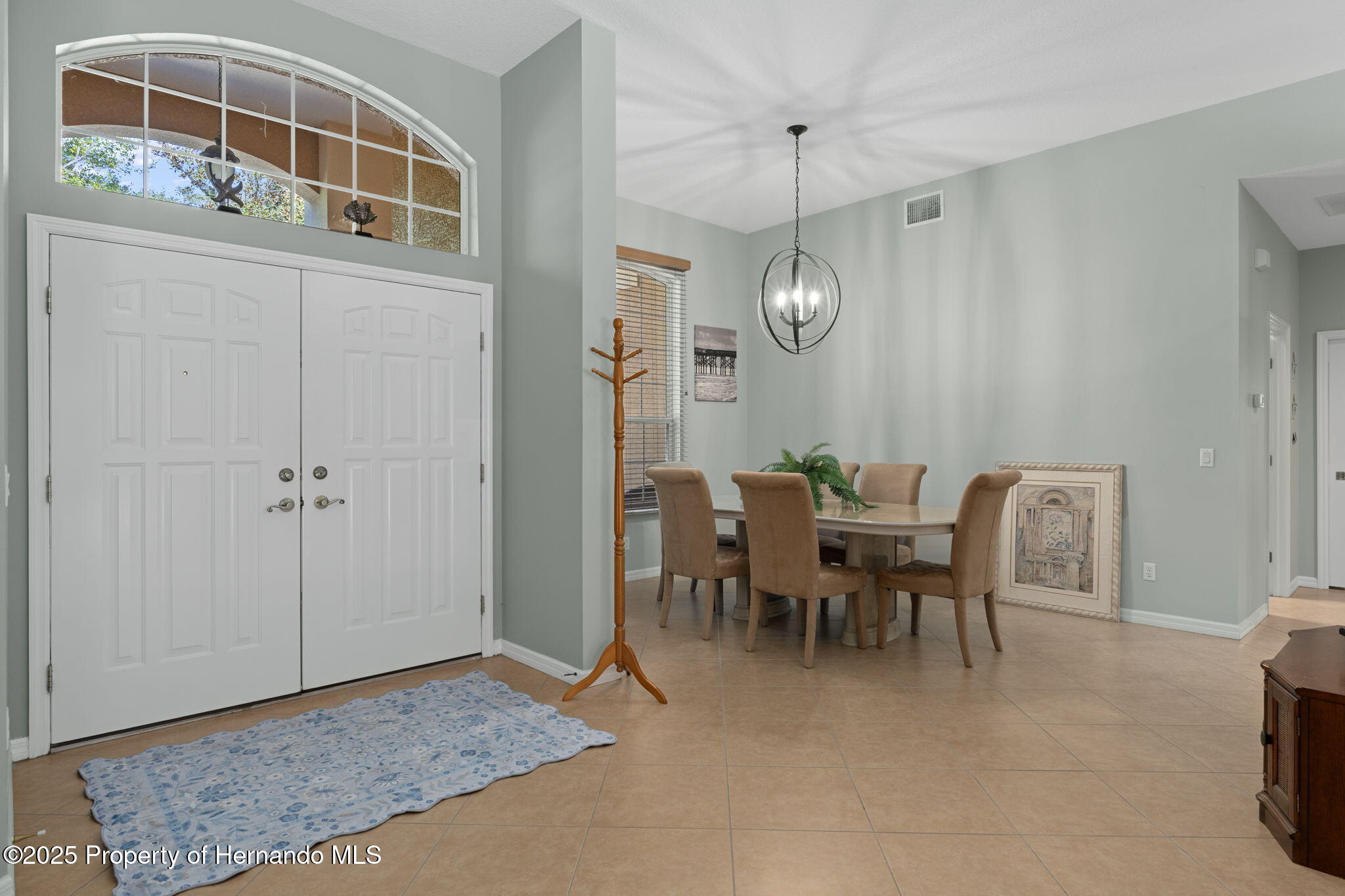 1376 E Cleveland St Street