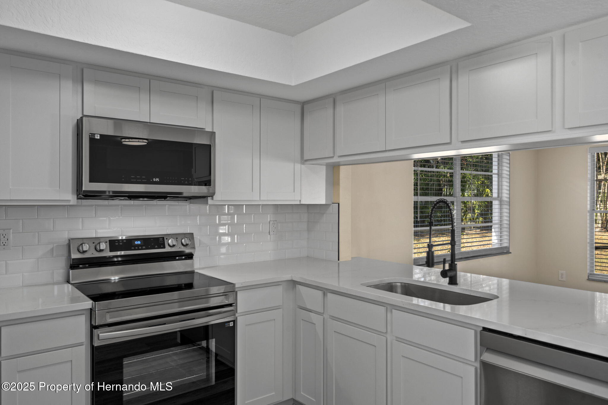 14031 Barlington Street