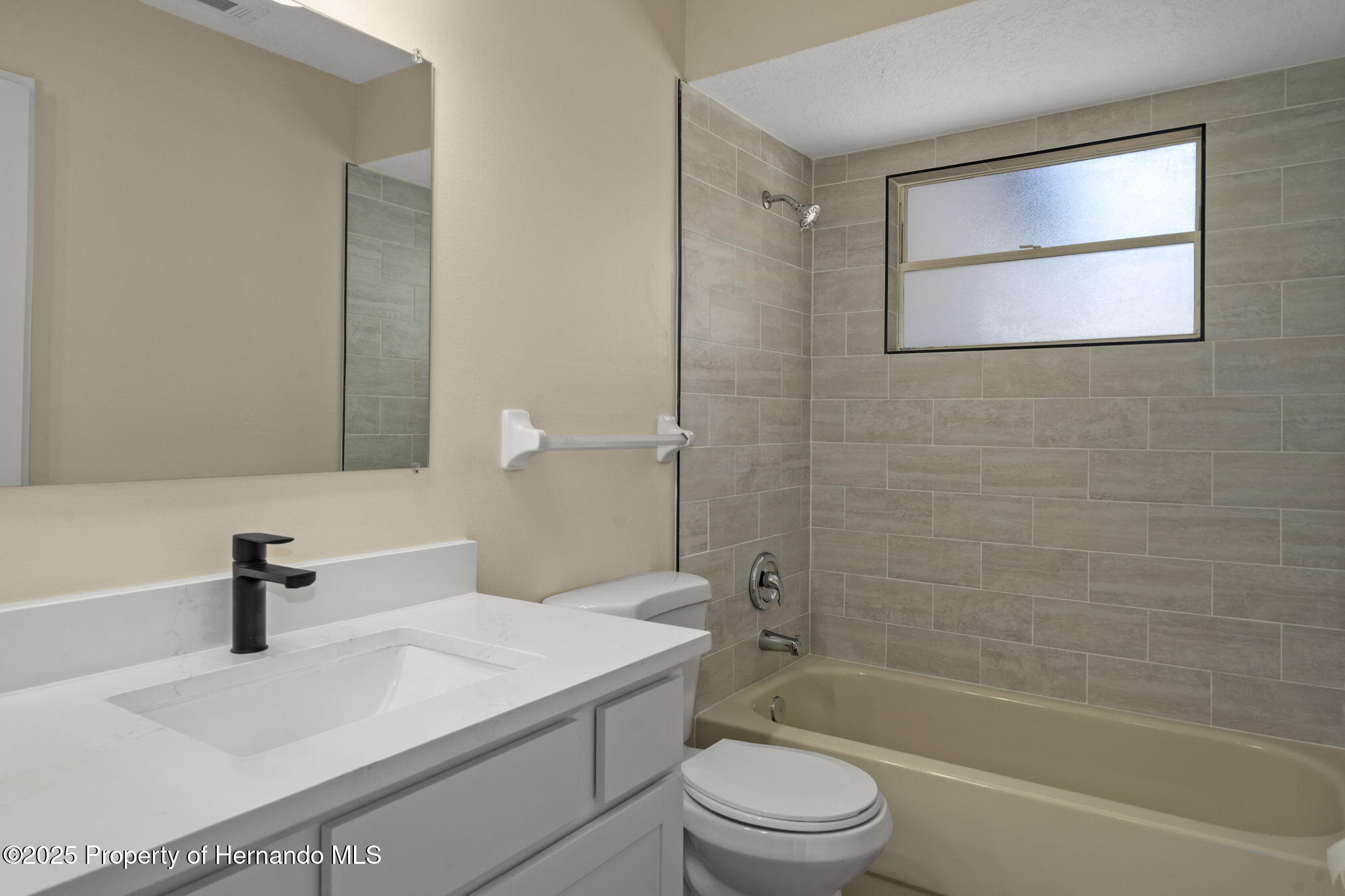 14031 Barlington Street