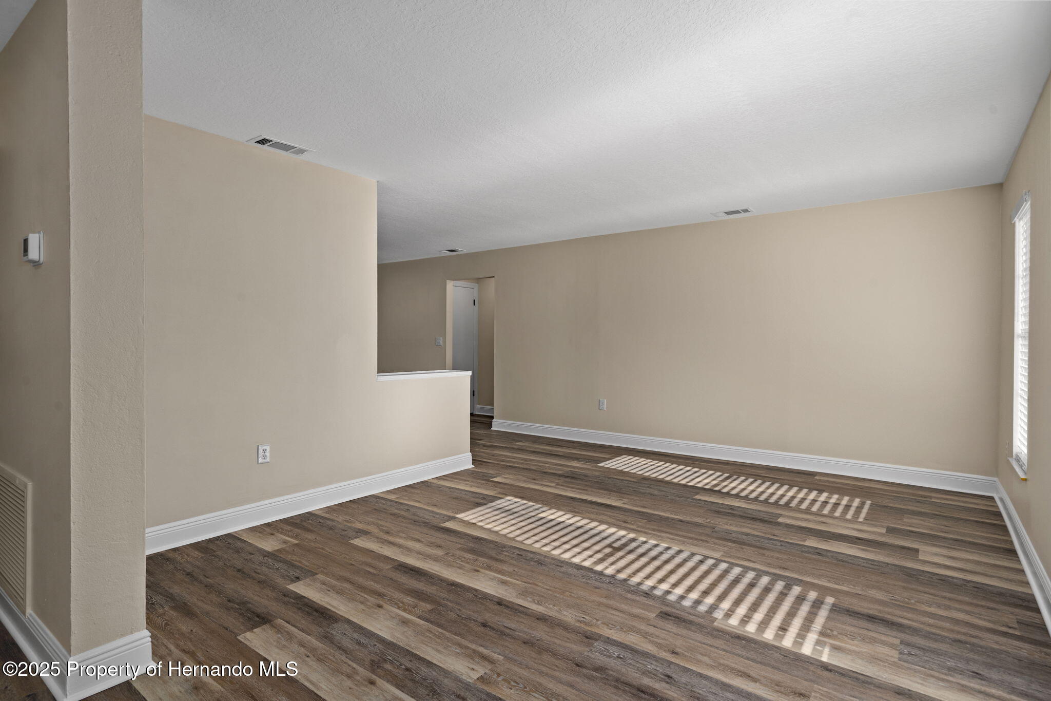 14031 Barlington Street