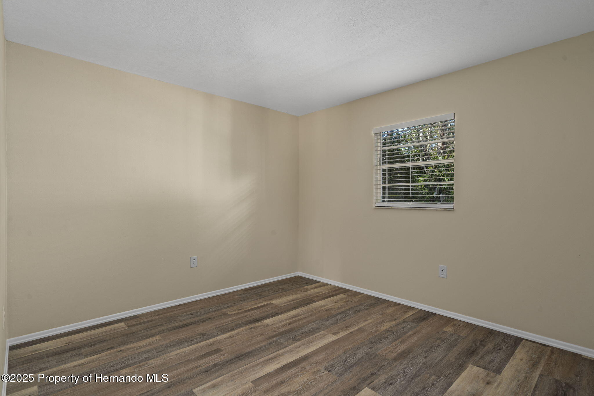 14031 Barlington Street