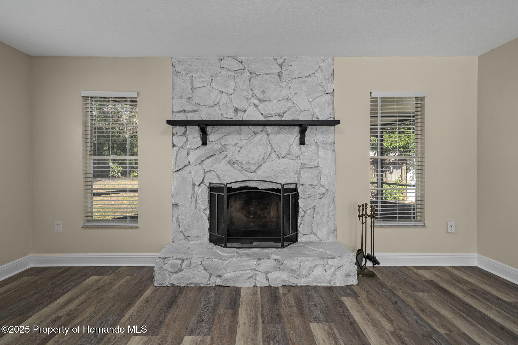 14031 Barlington Street