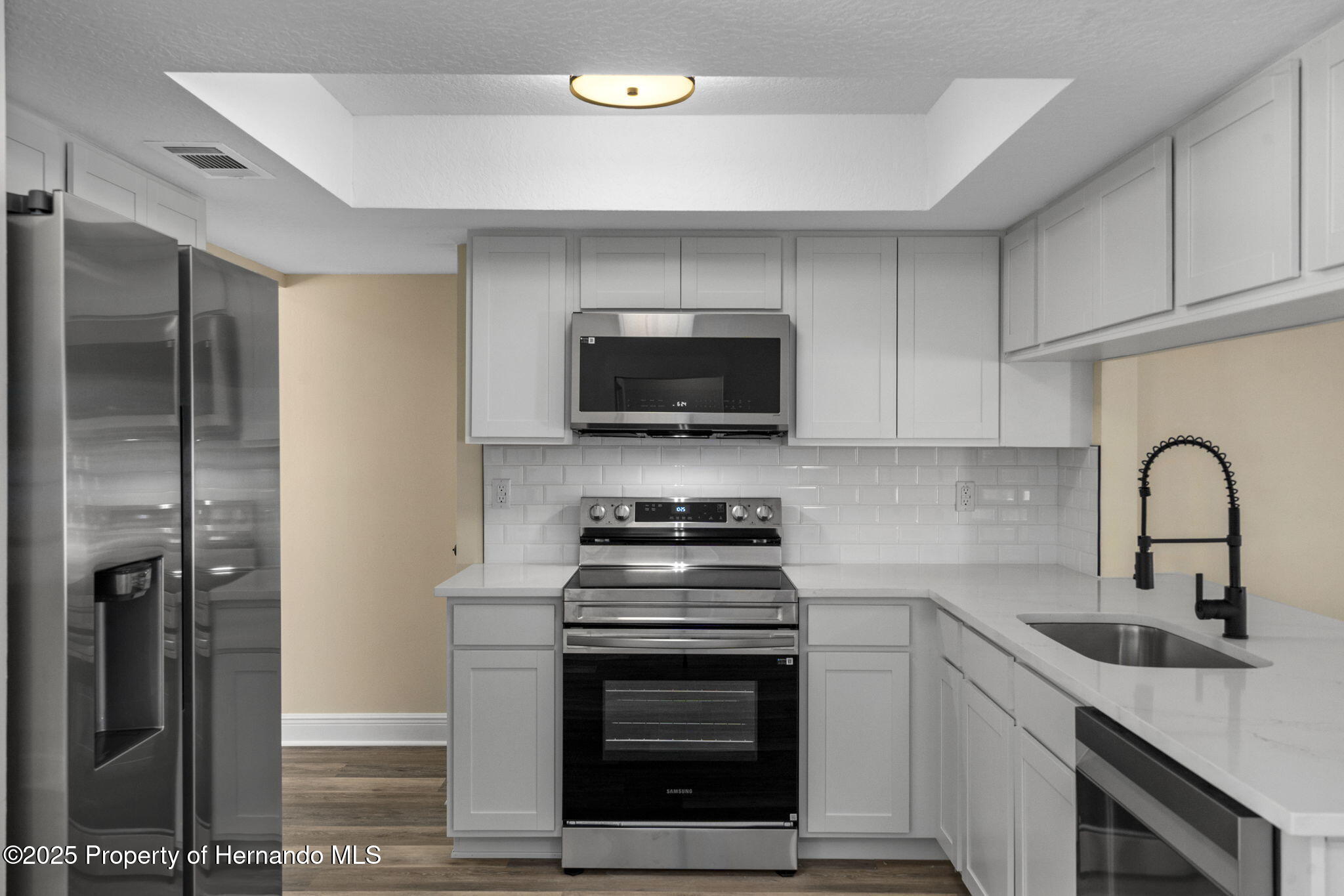 14031 Barlington Street