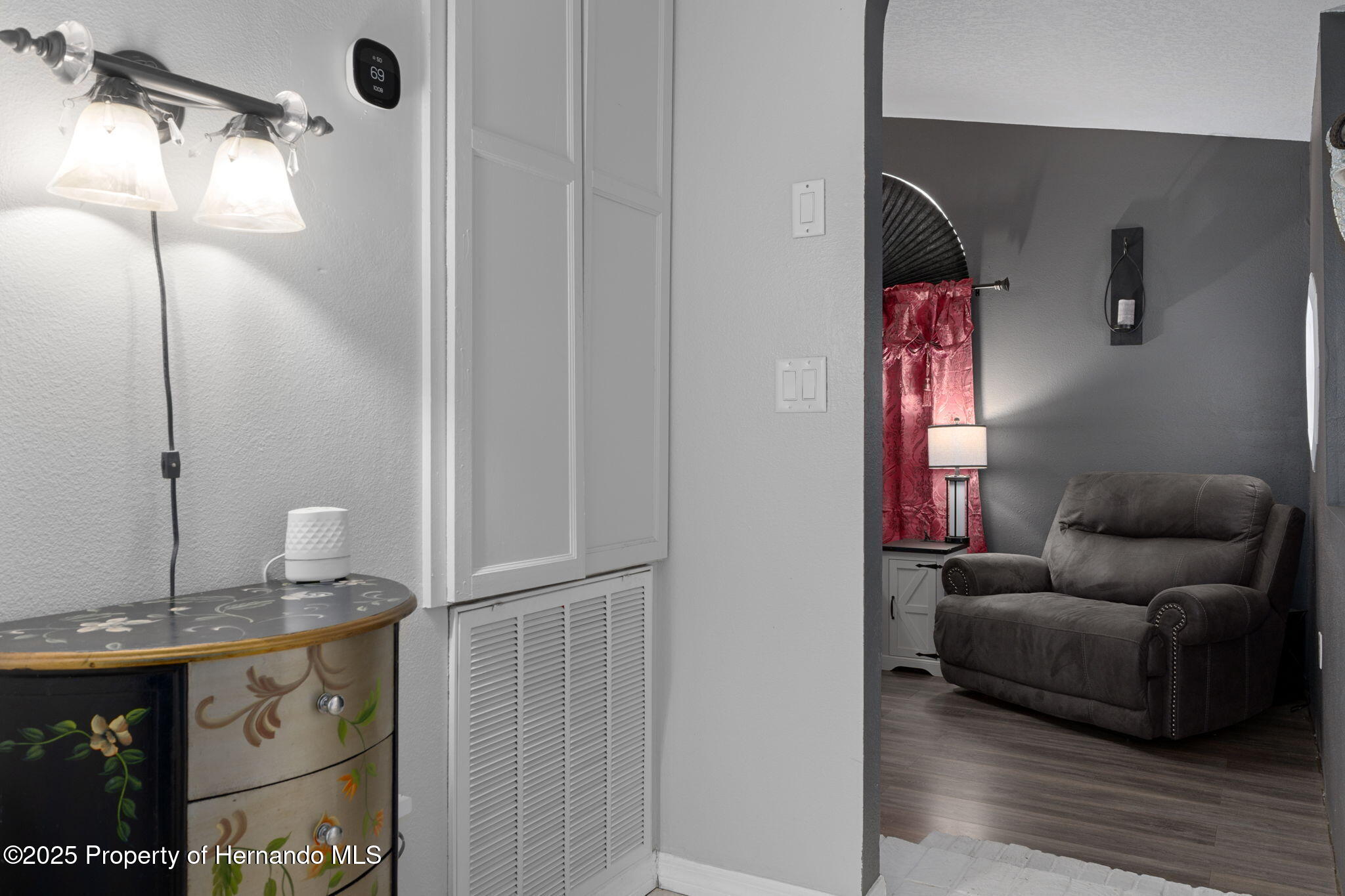 4286 Bluewater Avenue