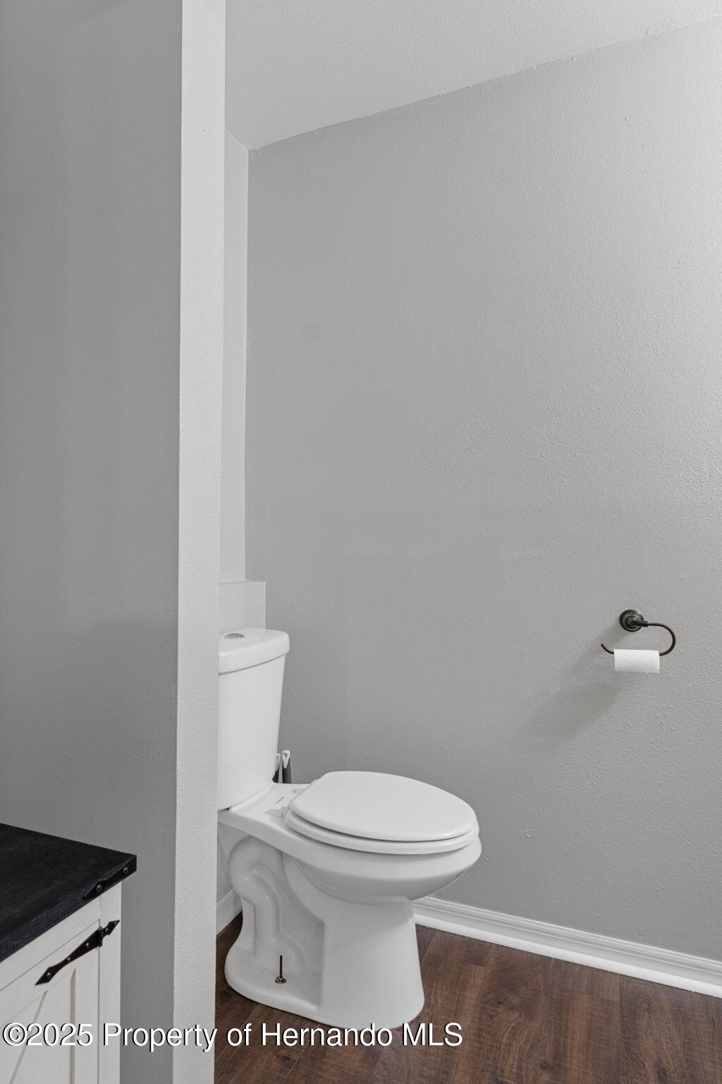 4286 Bluewater Avenue