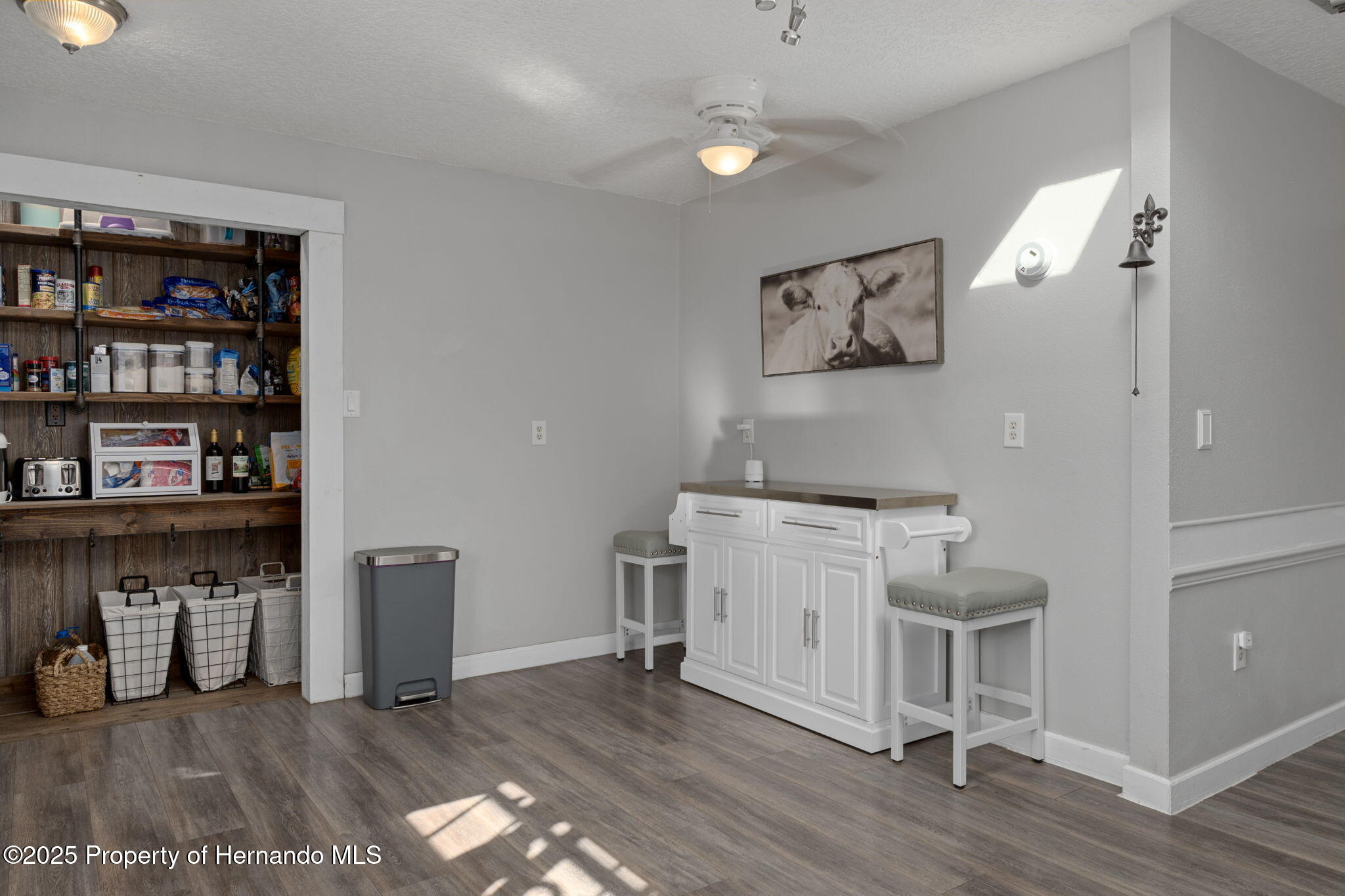 4286 Bluewater Avenue