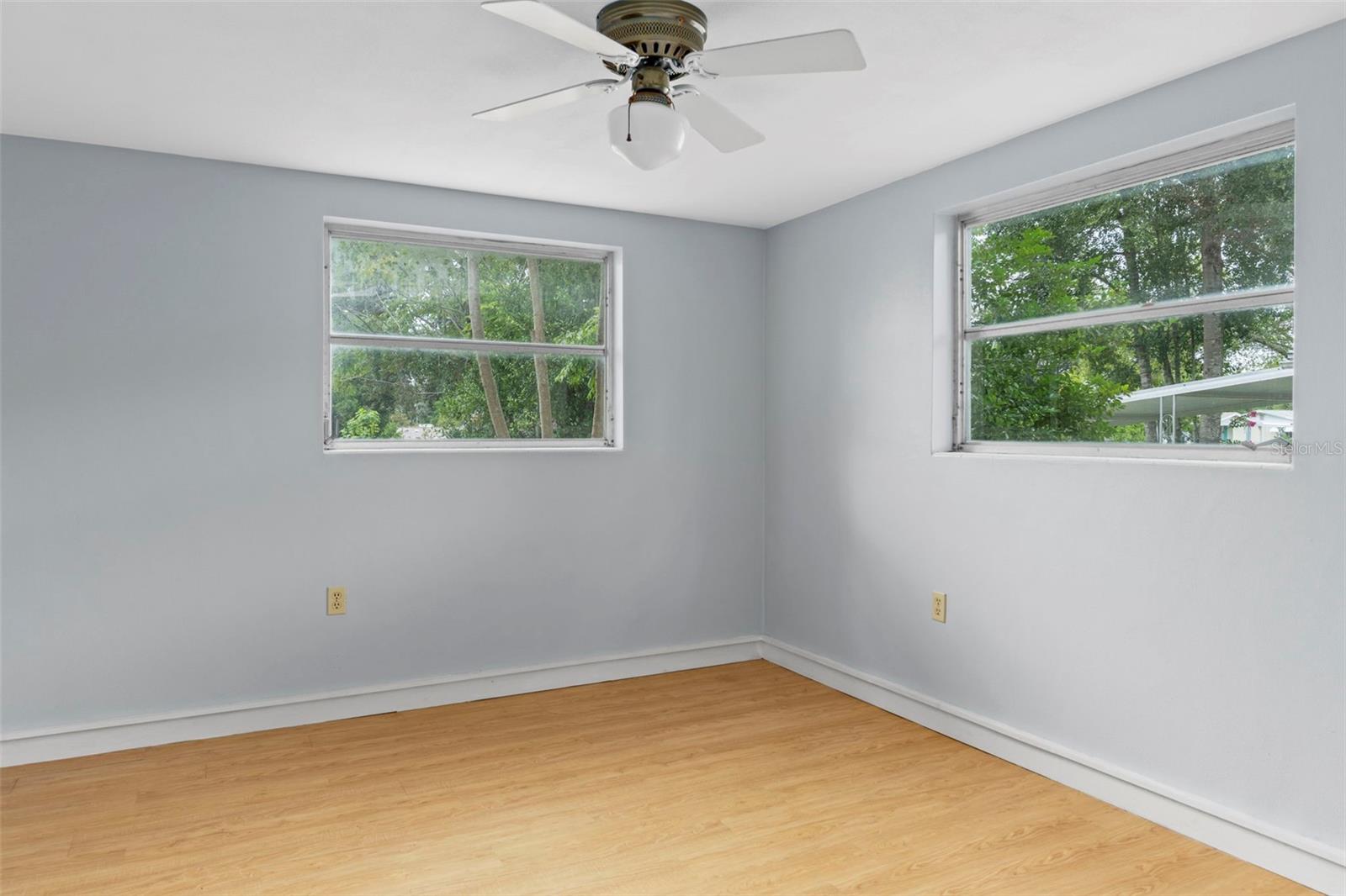 13 OAK KNOLL ST