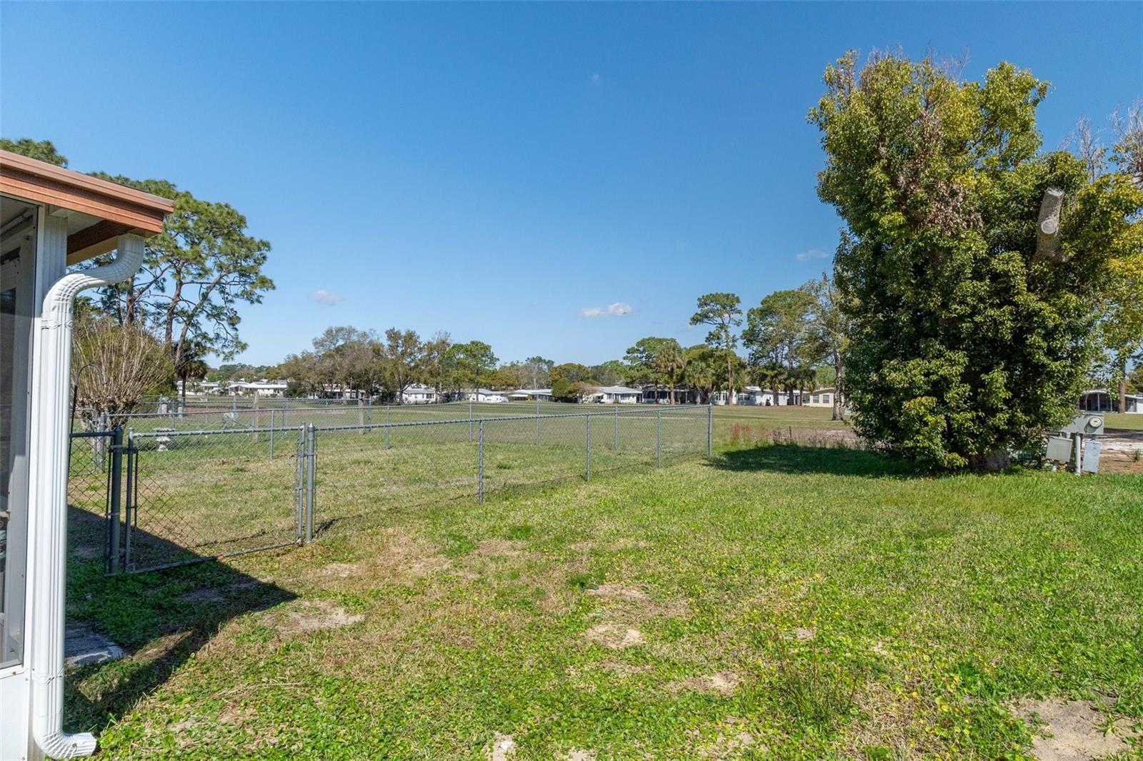 14751 BROOKRIDGE BLVD