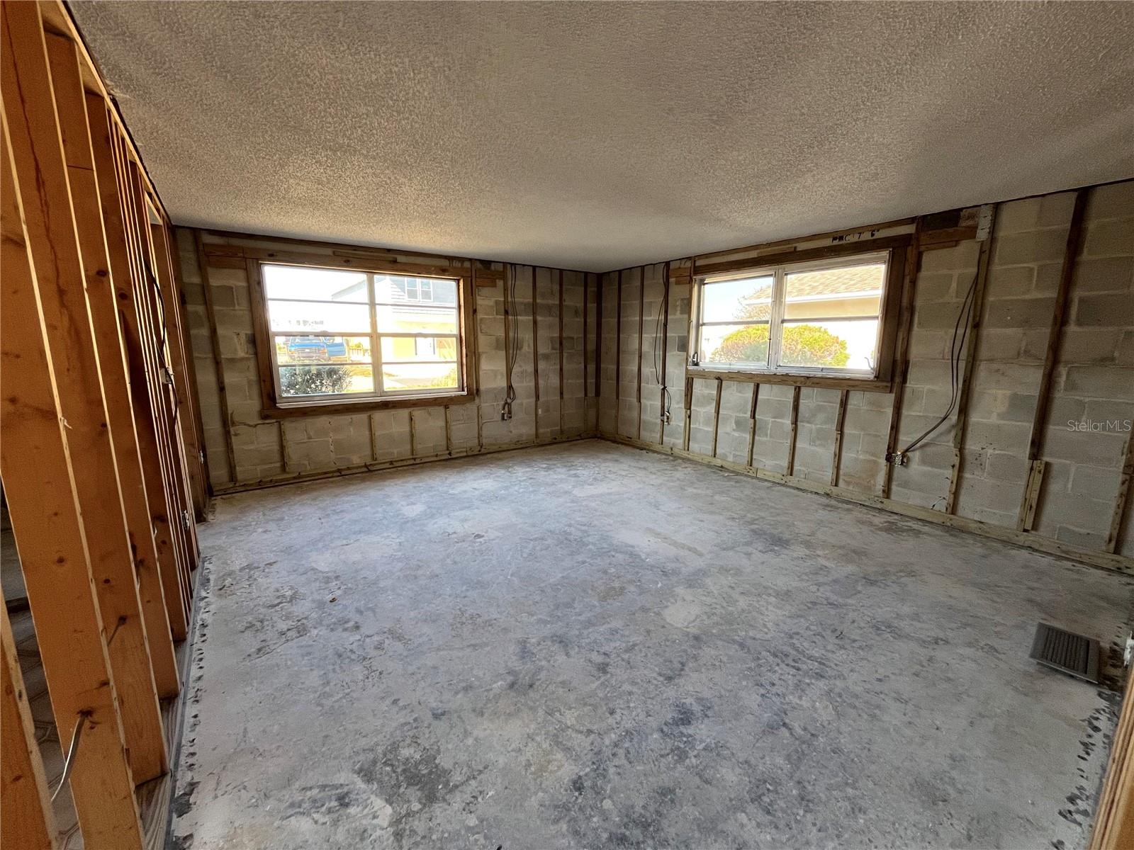 13610 CLAUDIA DR