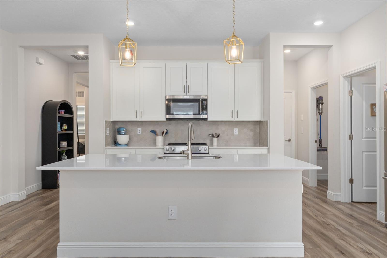 10353 FIELDSTONE MYRTLE WAY