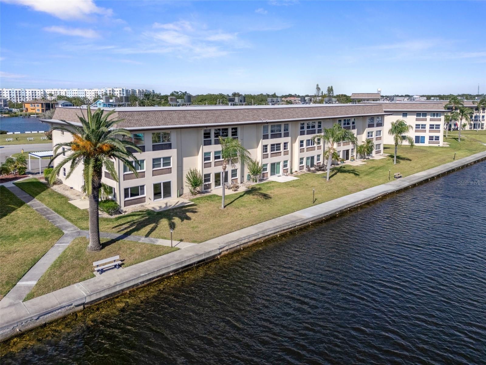 4660 MARINE PKWY #206