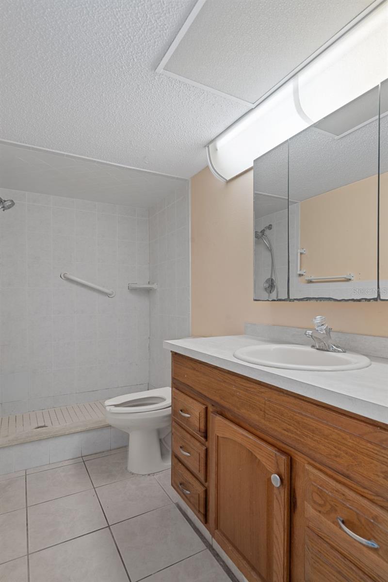 4660 MARINE PKWY #206