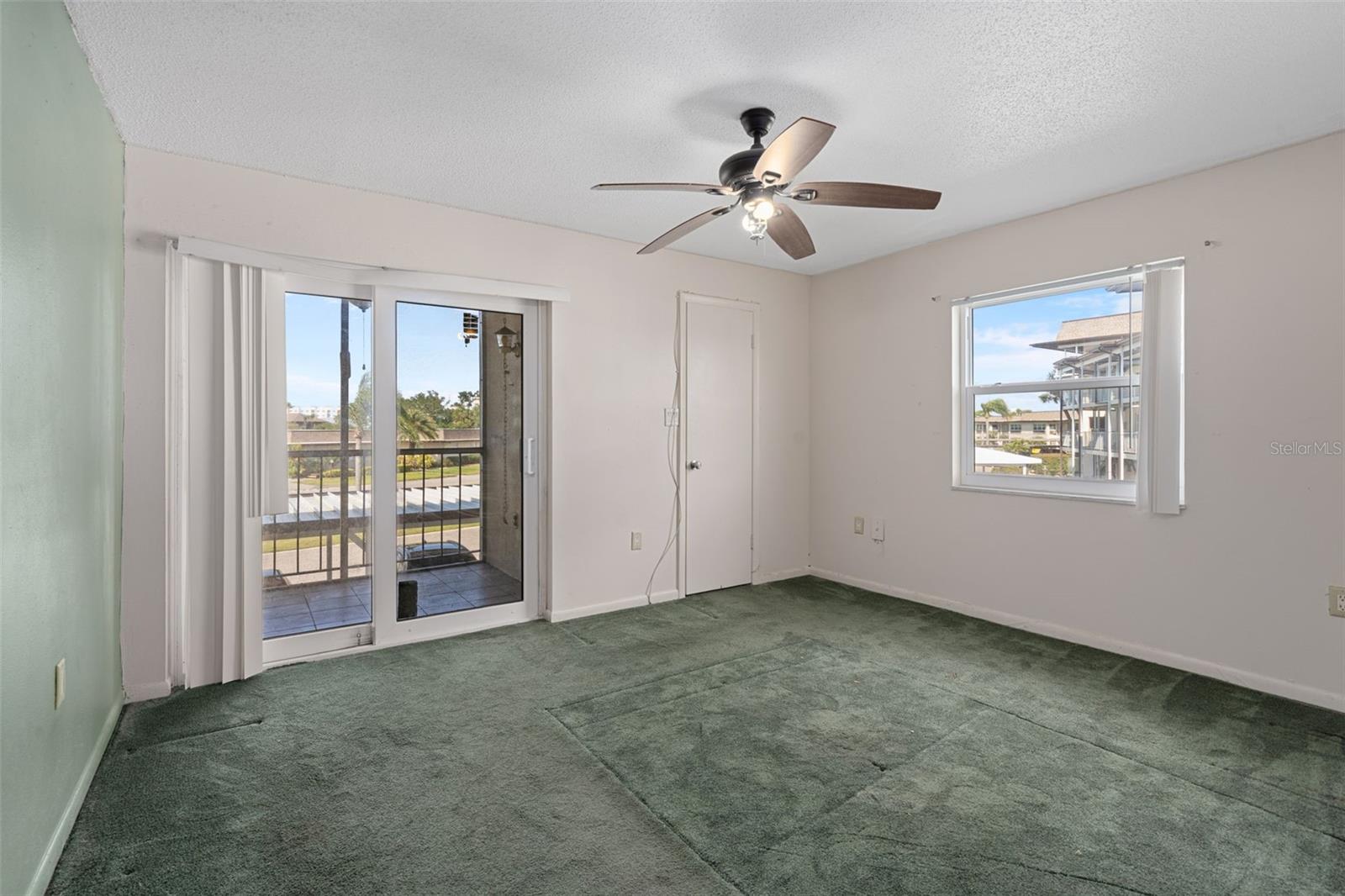 4660 MARINE PKWY #206