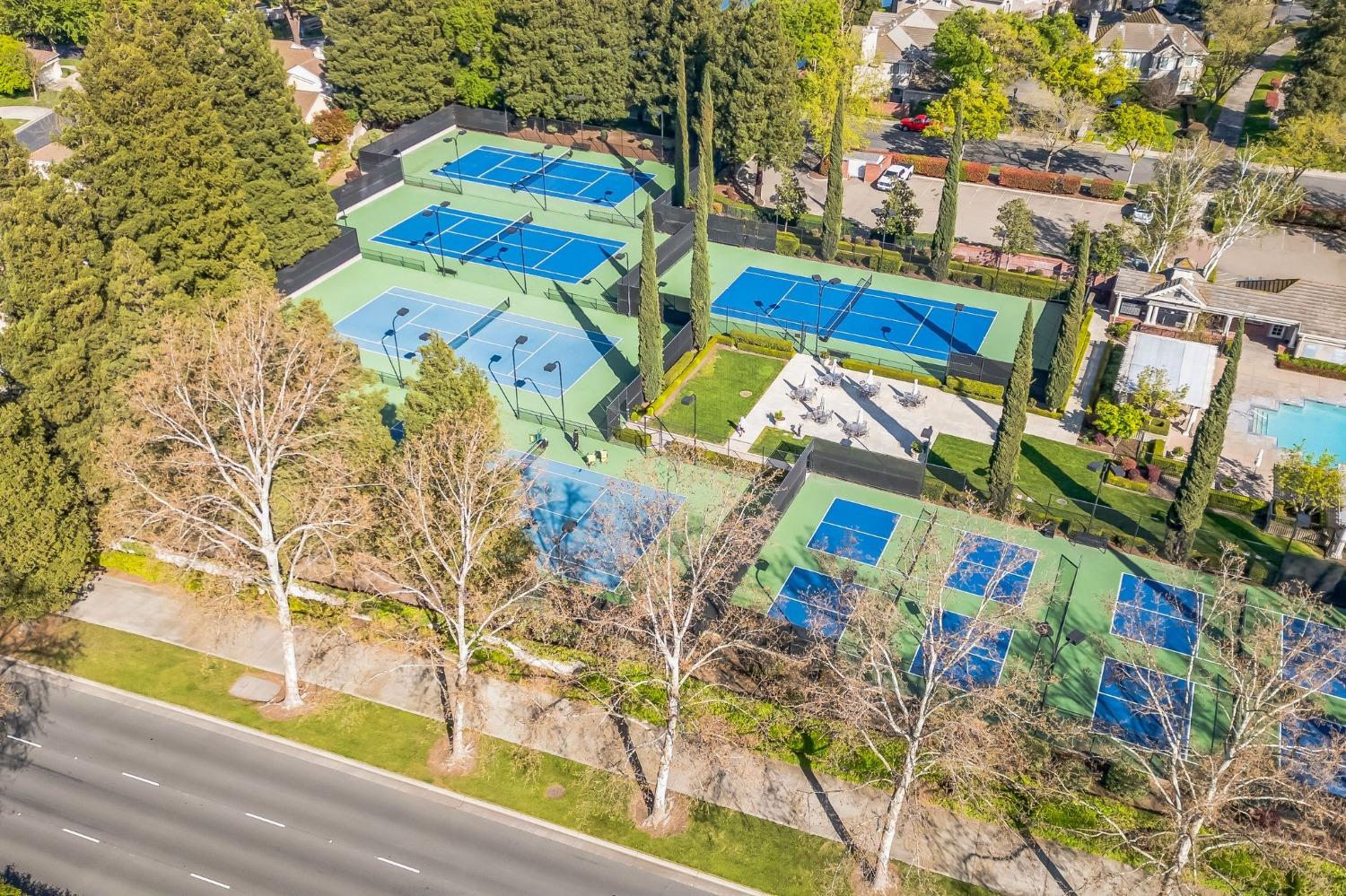 3542 Morningside Drive