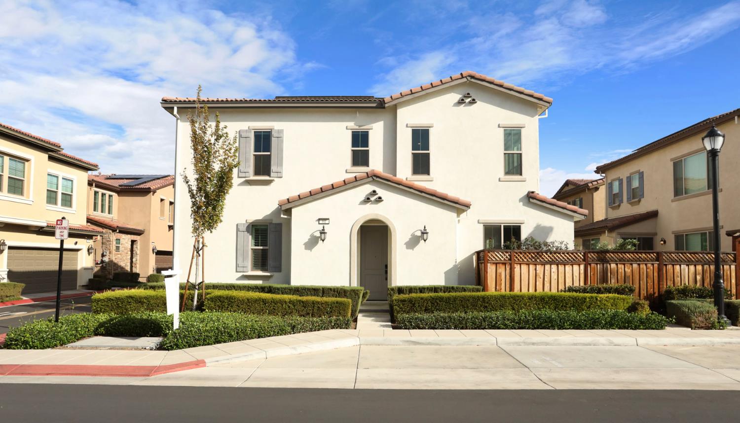 61 W Viola Street