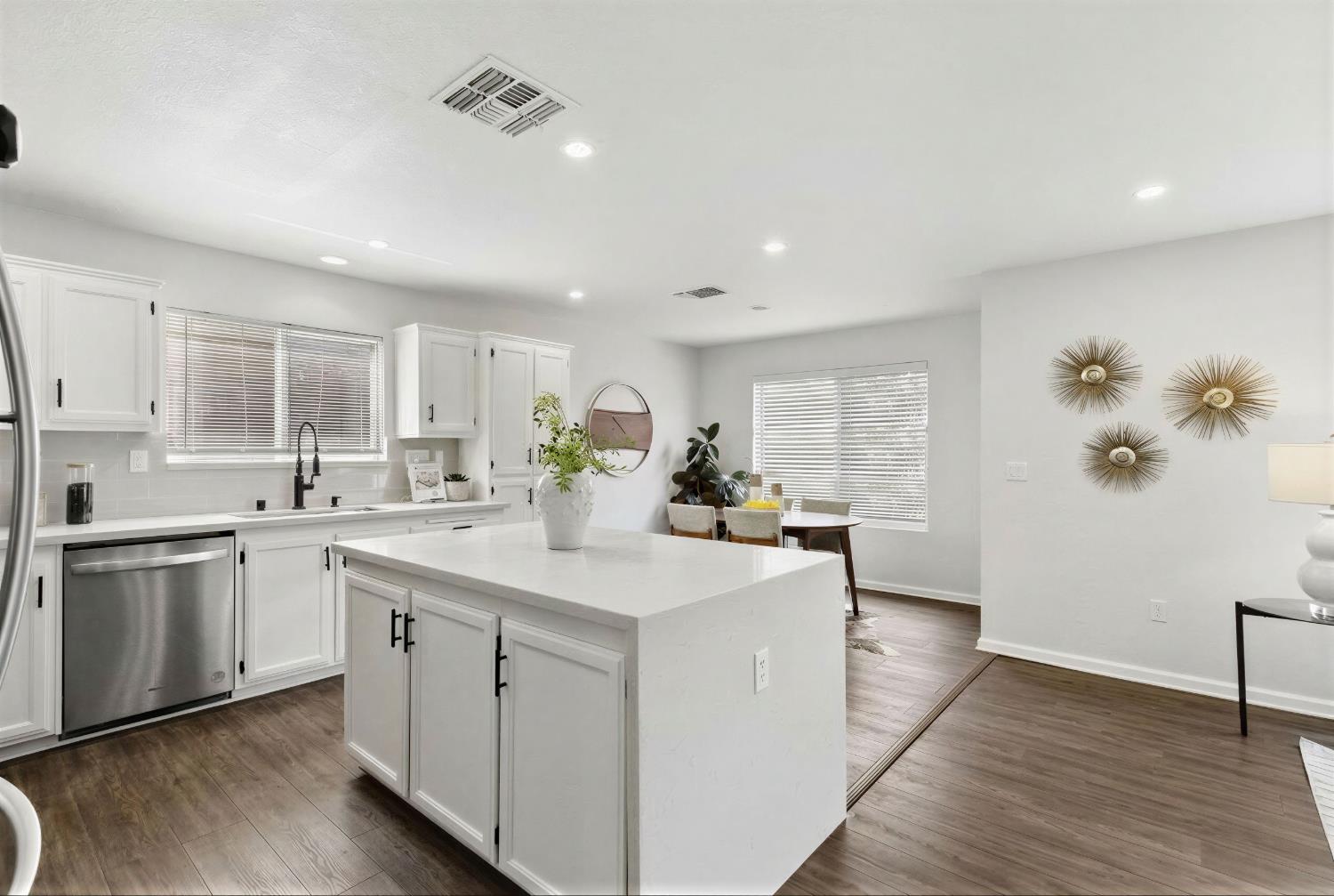 7996 Cavalier Way