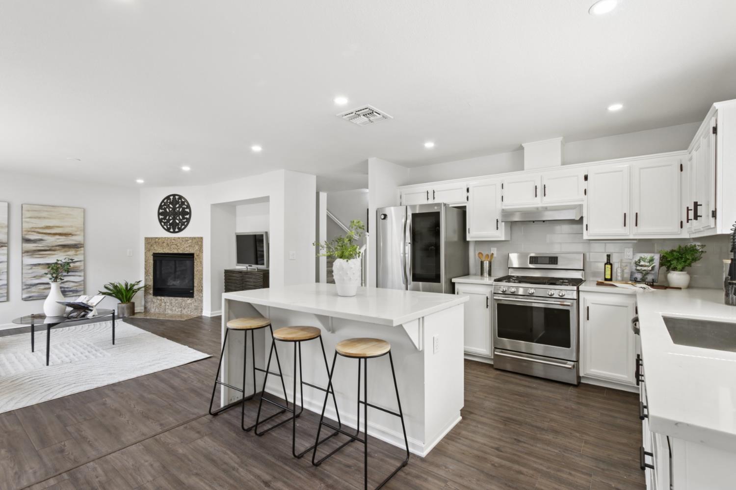 7996 Cavalier Way