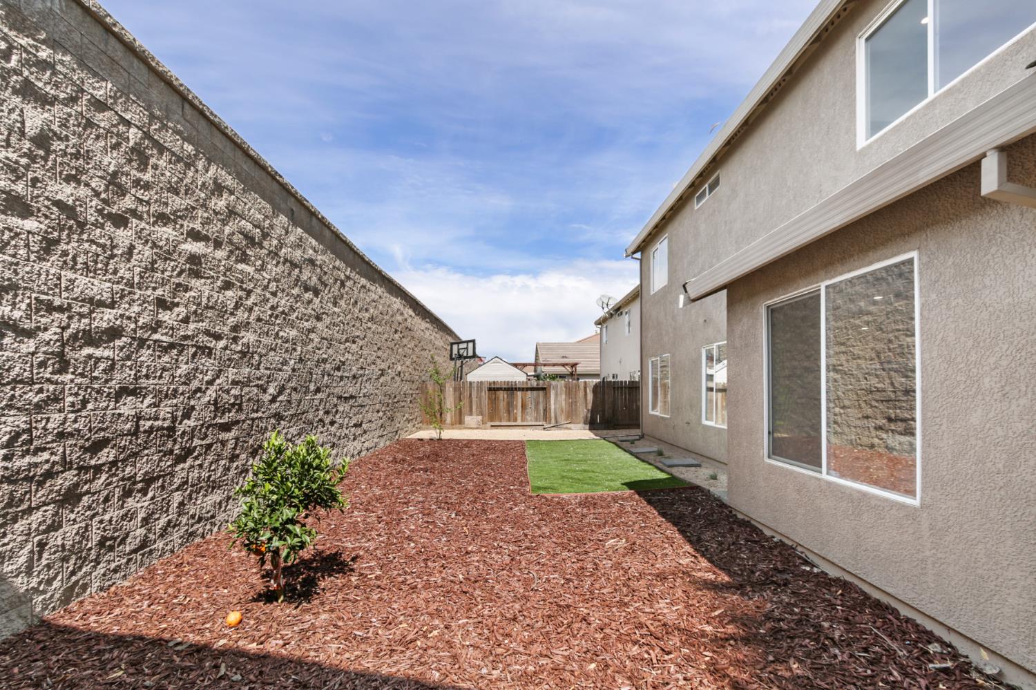 7996 Cavalier Way