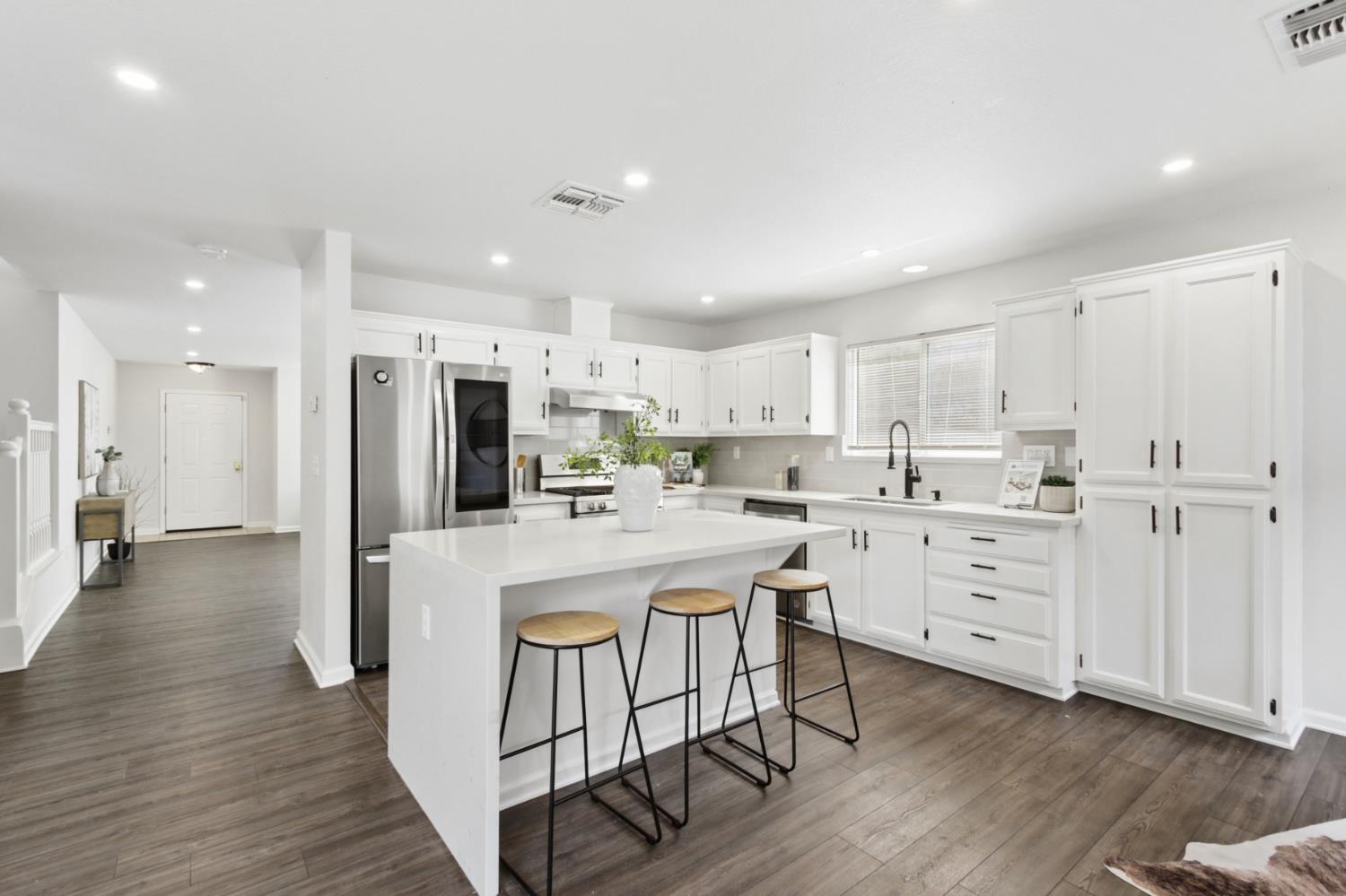 7996 Cavalier Way