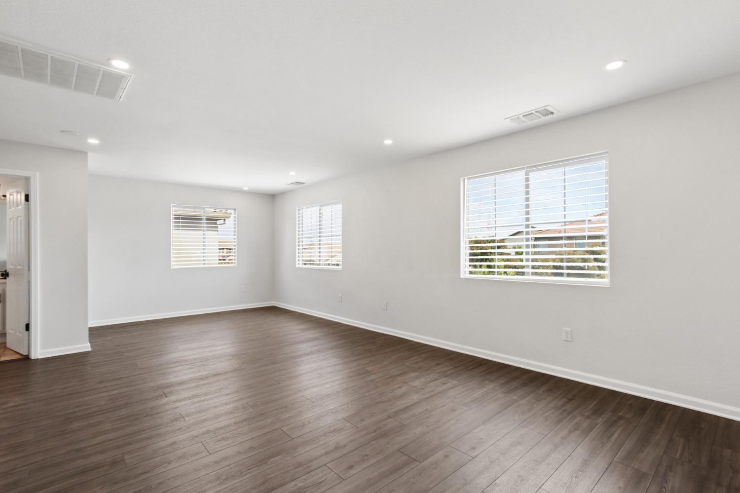 7996 Cavalier Way