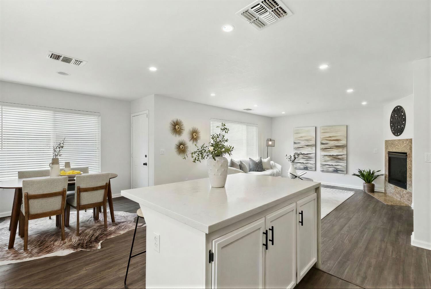 7996 Cavalier Way