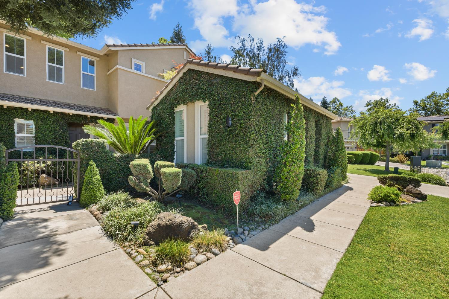 6355 Riverbank Circle