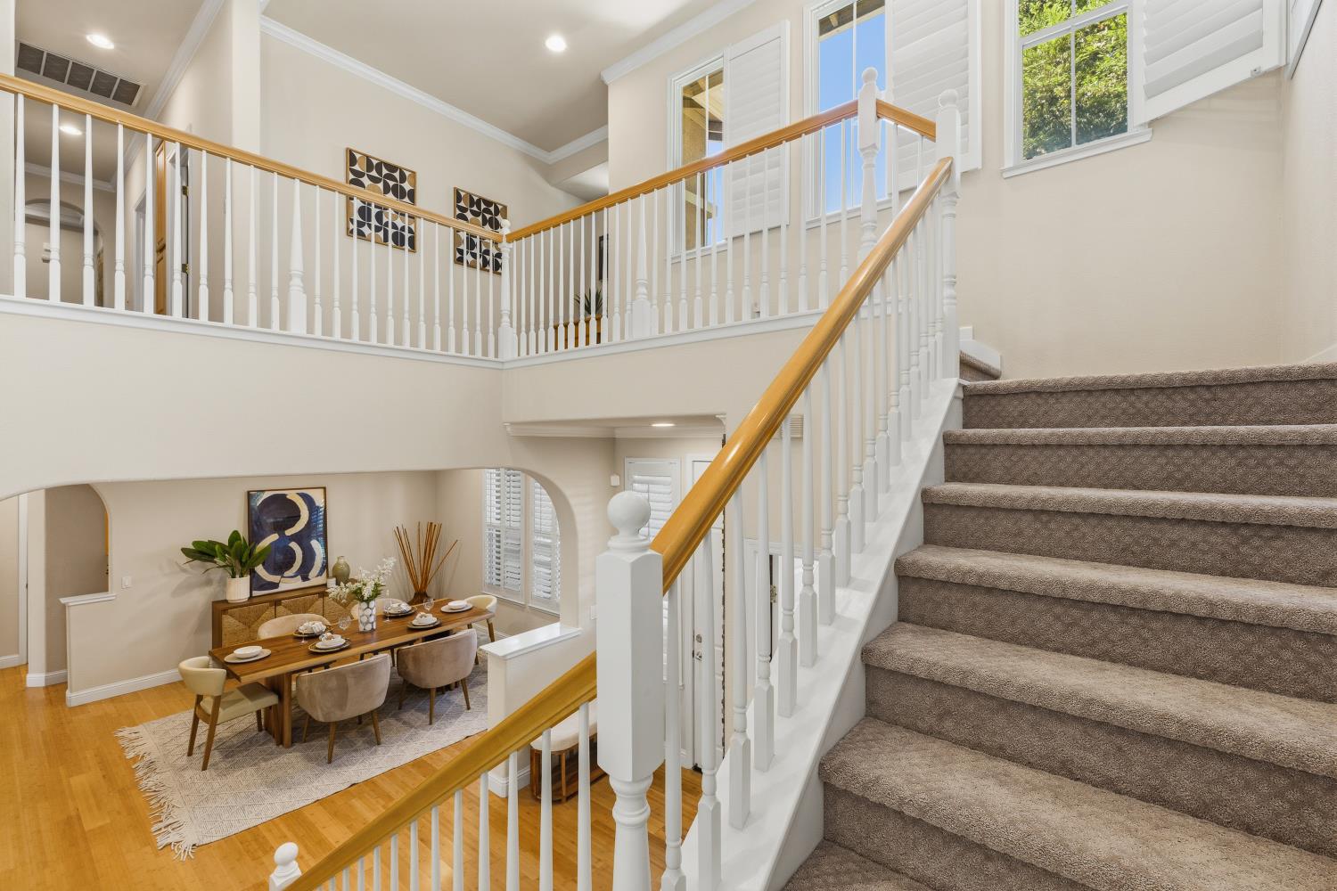 6355 Riverbank Circle