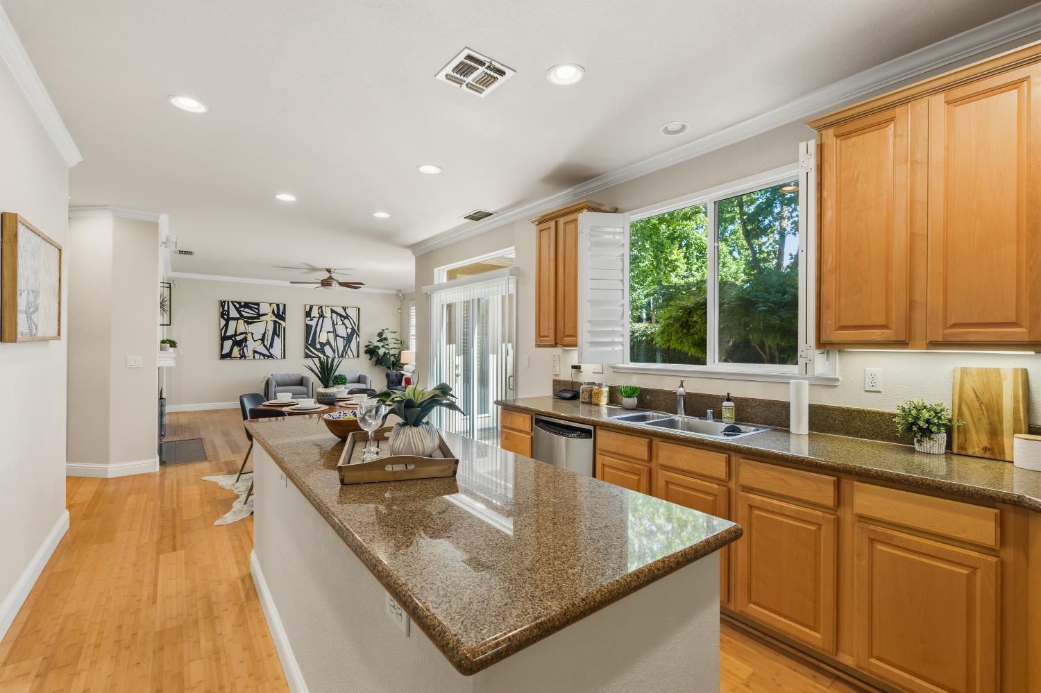 6355 Riverbank Circle
