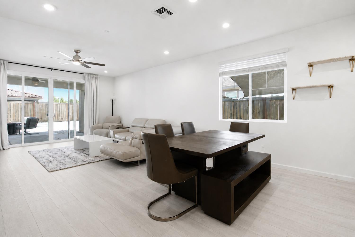 631 Aberdeen Lane