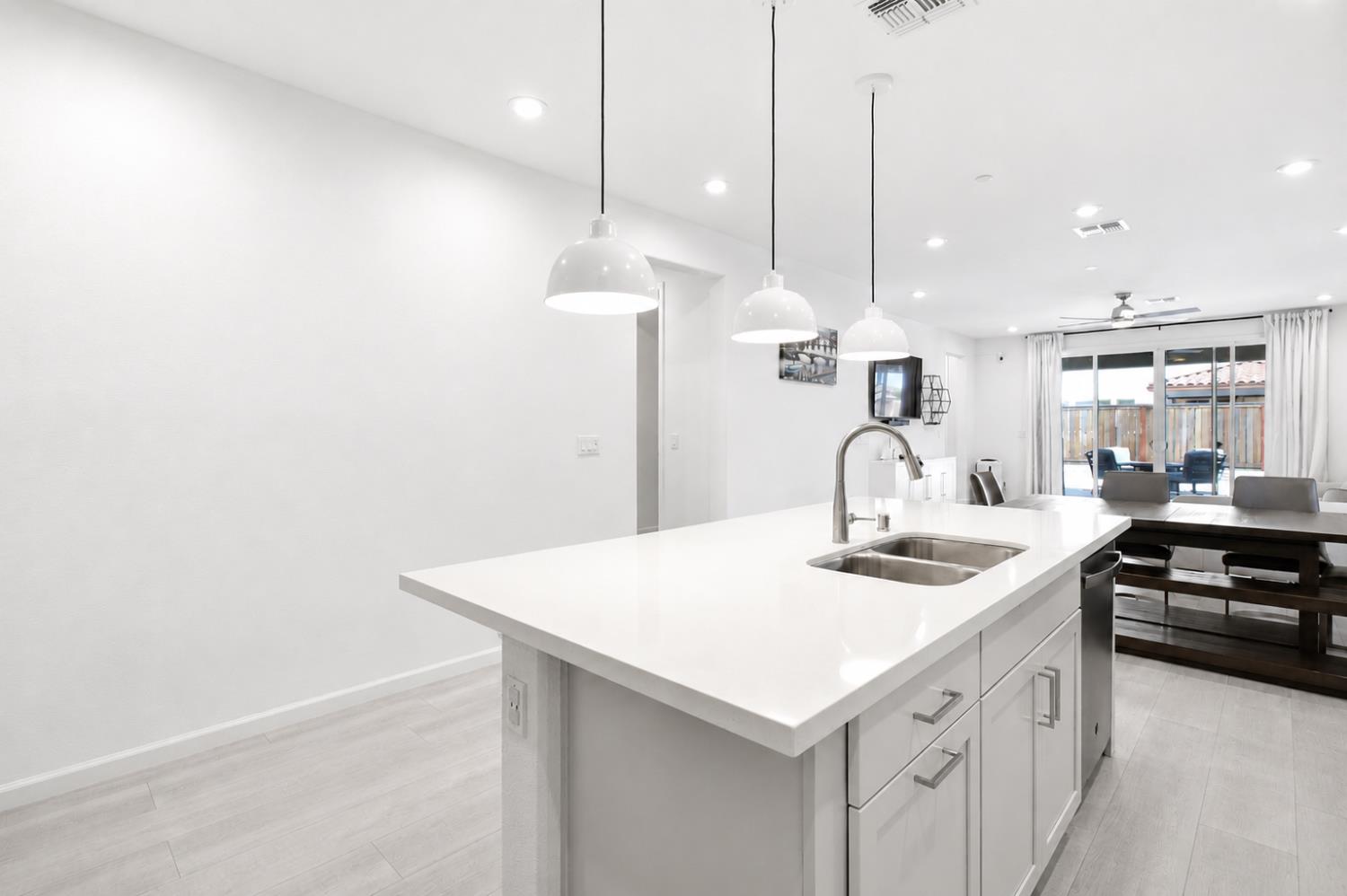 631 Aberdeen Lane
