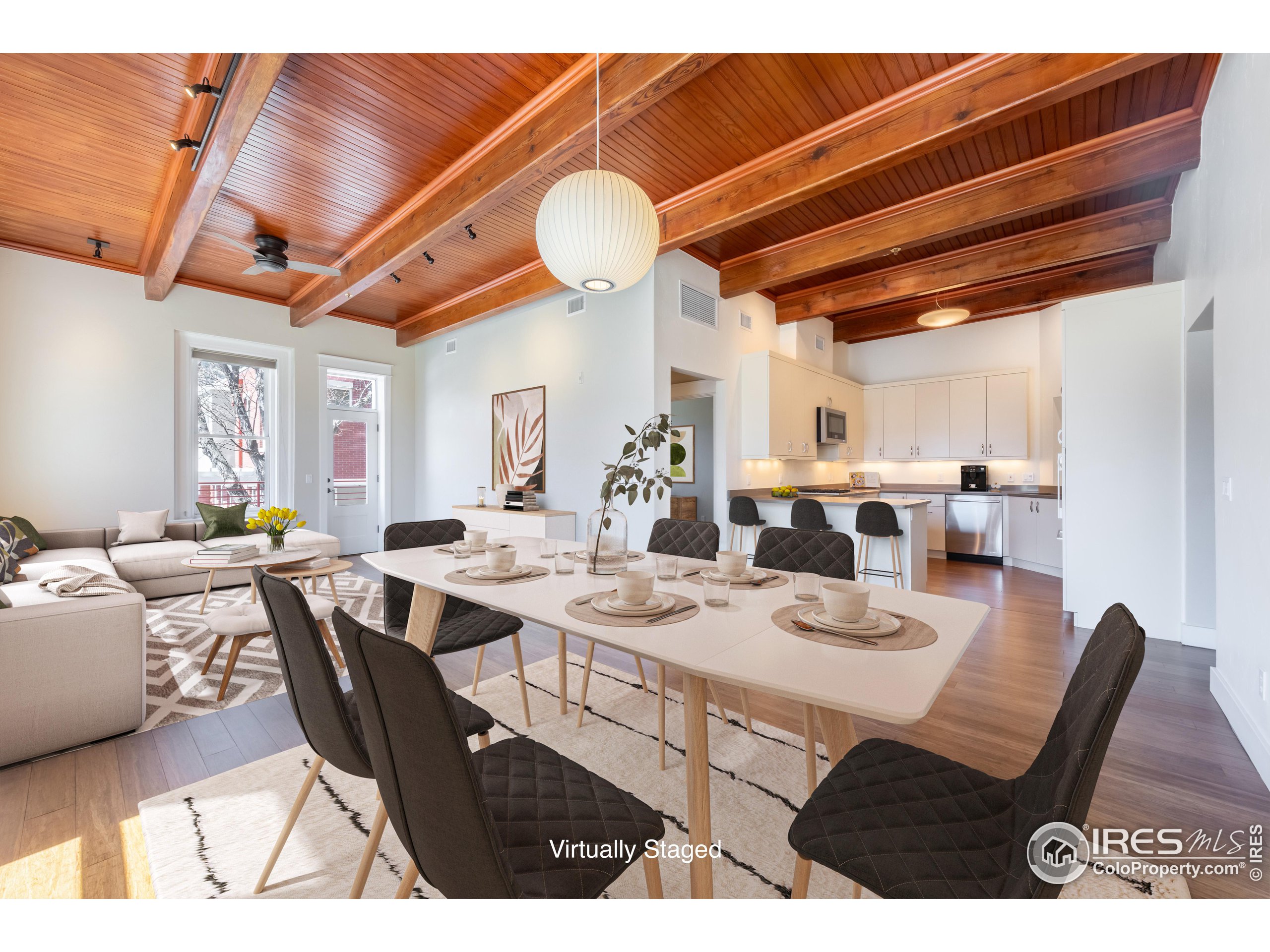 1215 Cedar Ave 202
