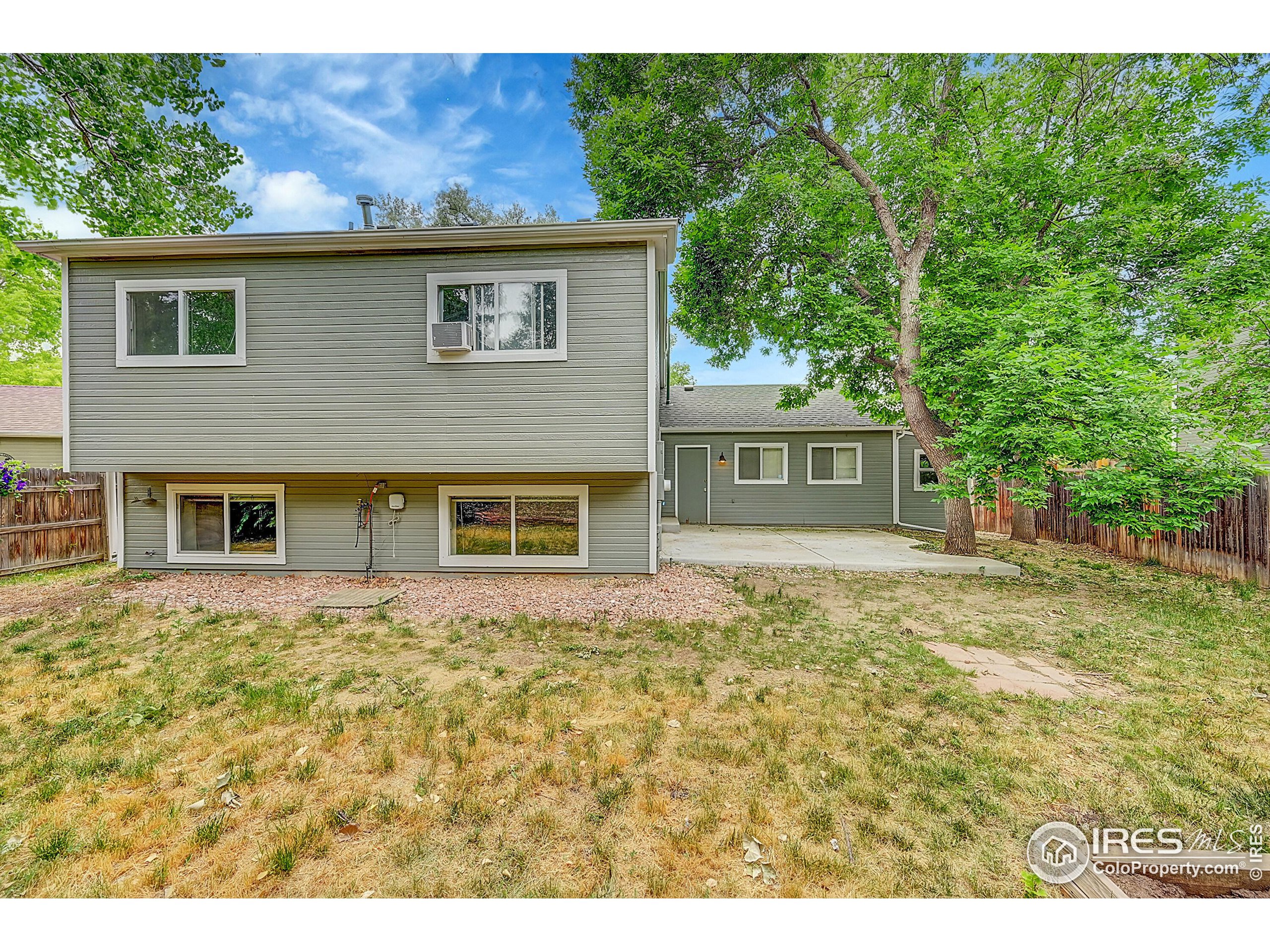 935 Vetch Cir