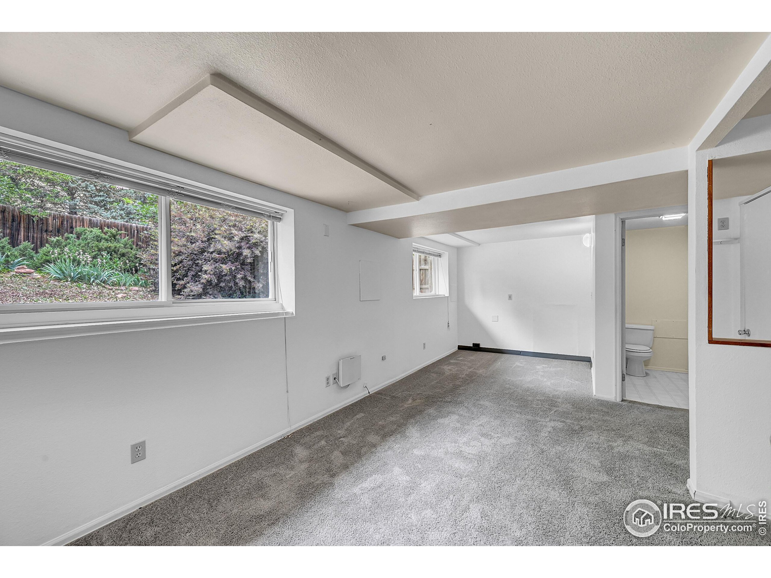 935 Vetch Cir