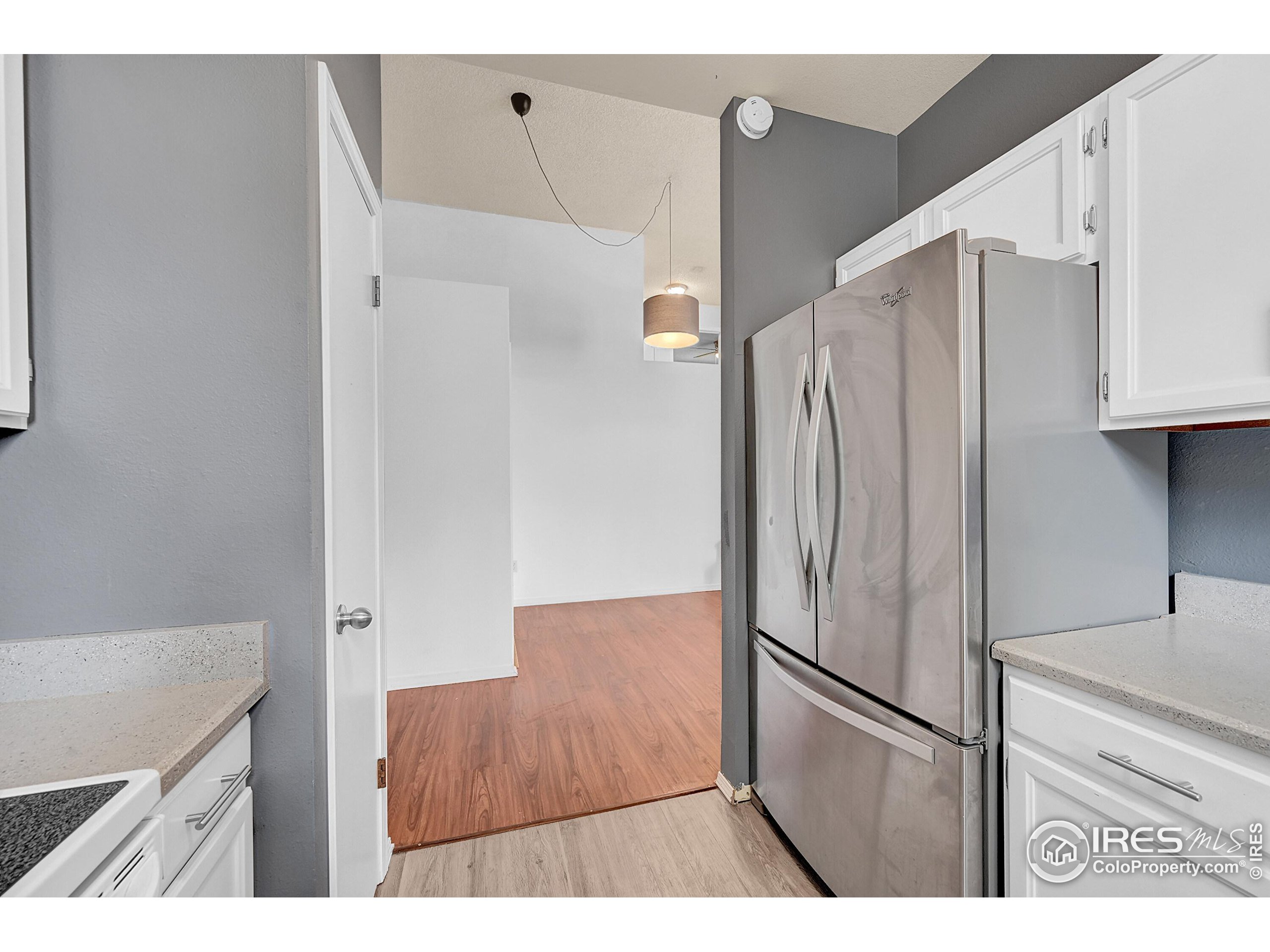 935 Vetch Cir