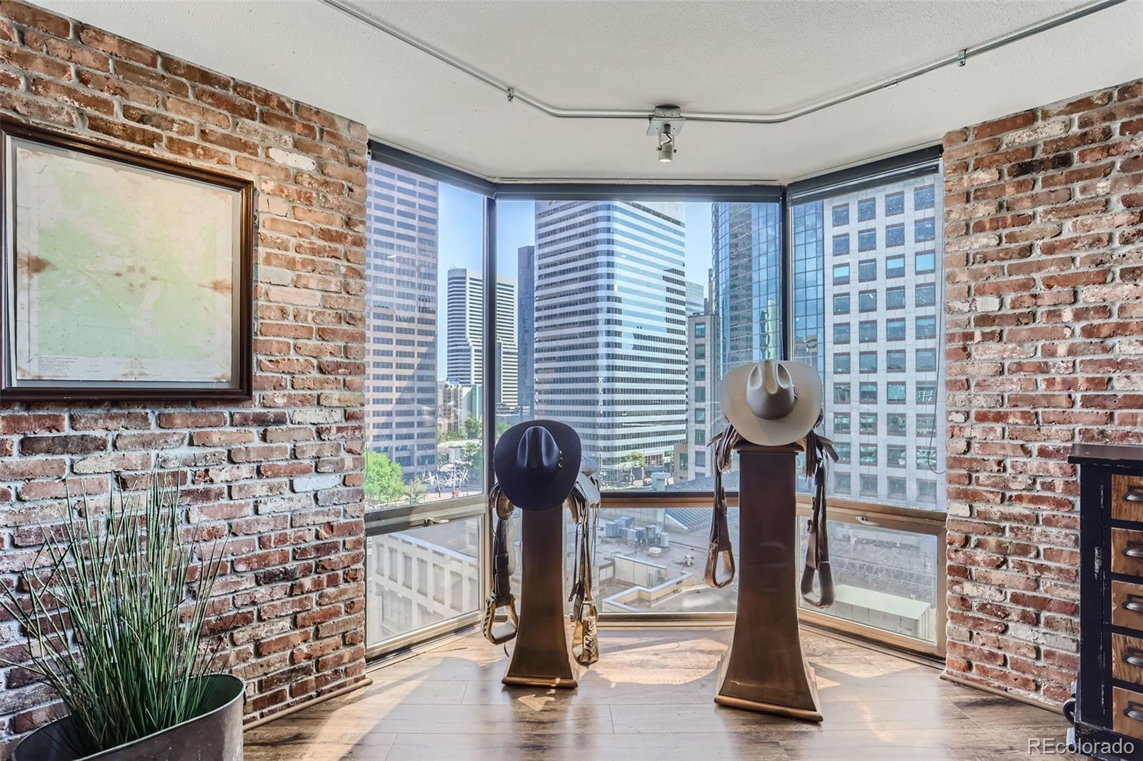 1625 Larimer Street Unit: 1105