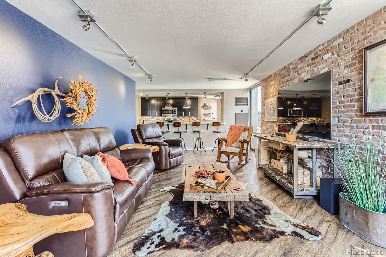 1625 Larimer Street Unit: 1105
