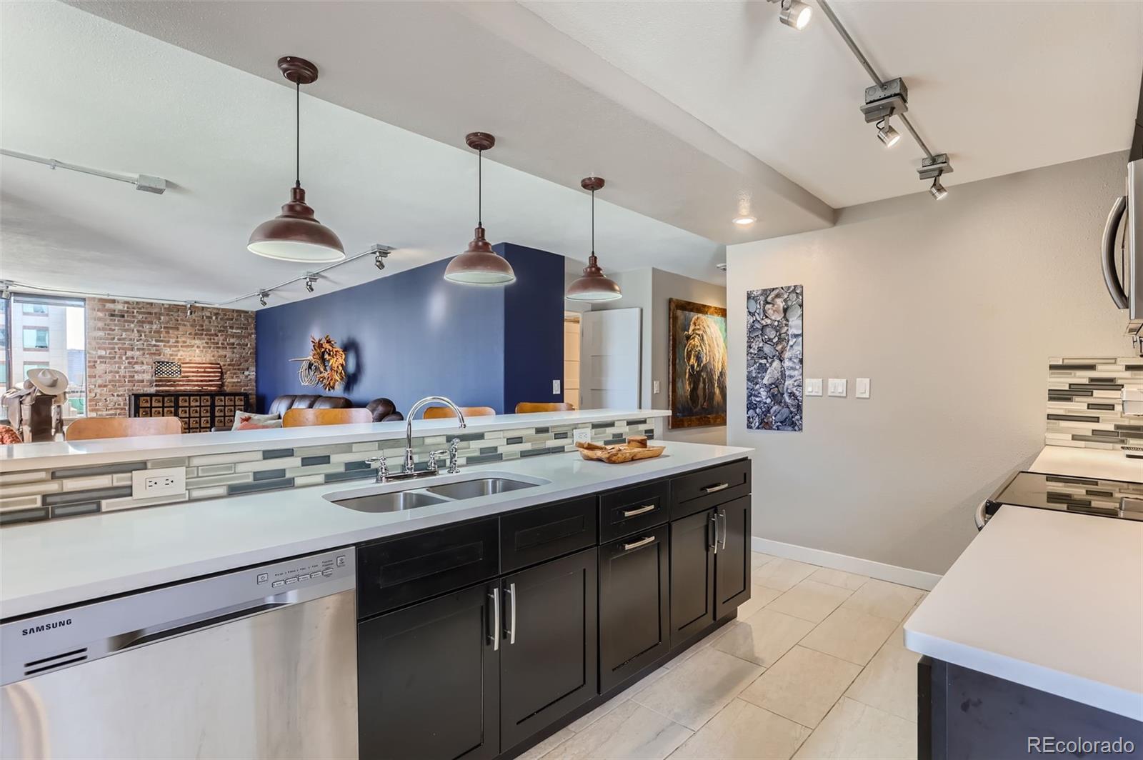 1625 Larimer Street Unit: 1105