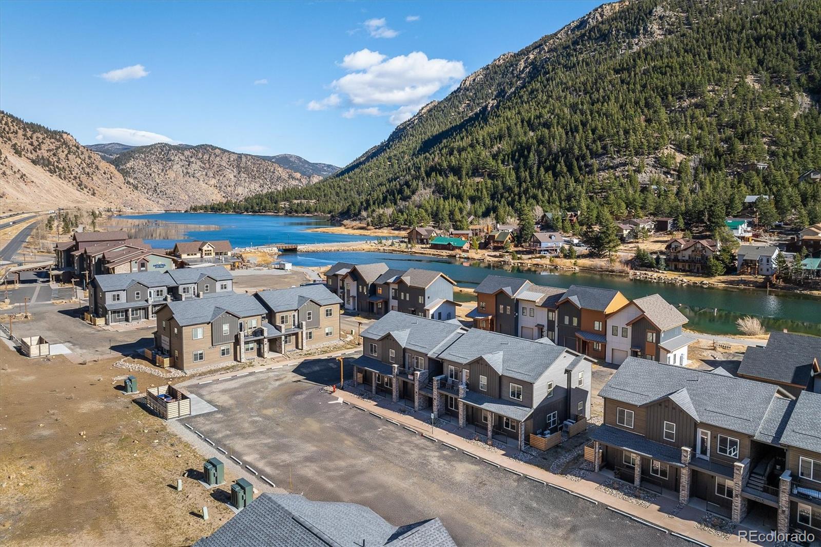 2121 Hummingbird Way Unit: 201