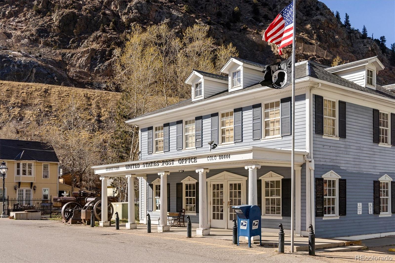 2121 Hummingbird Way Unit: 201