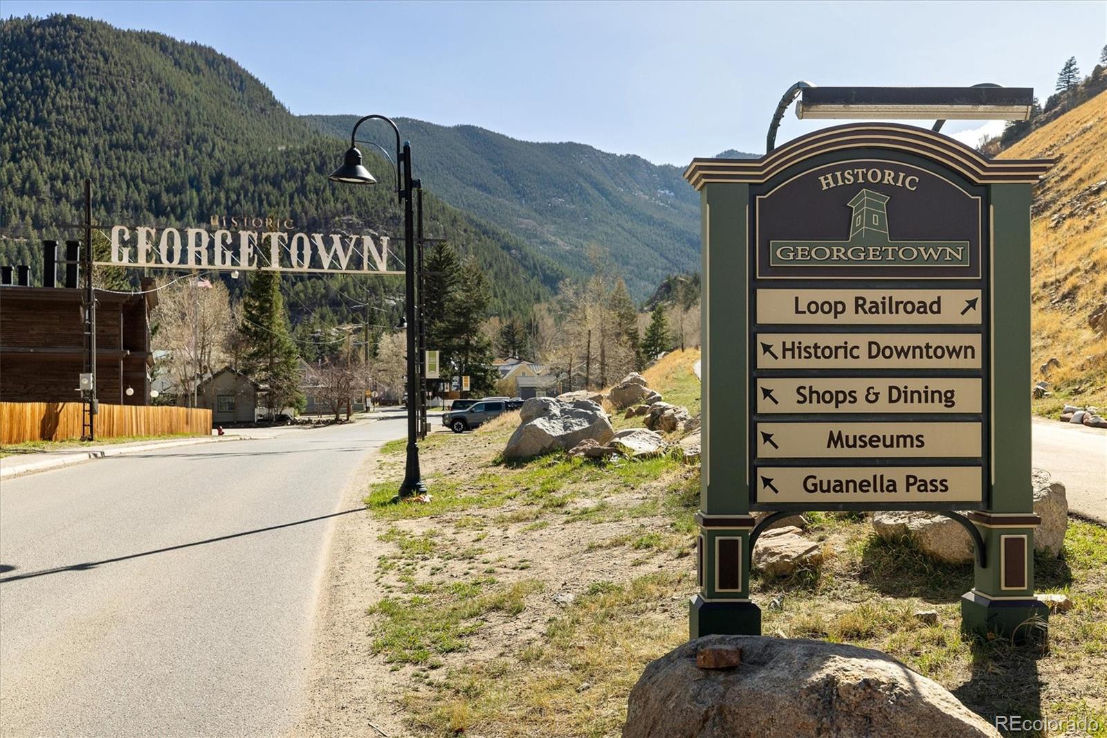 2121 Hummingbird Way Unit: 201