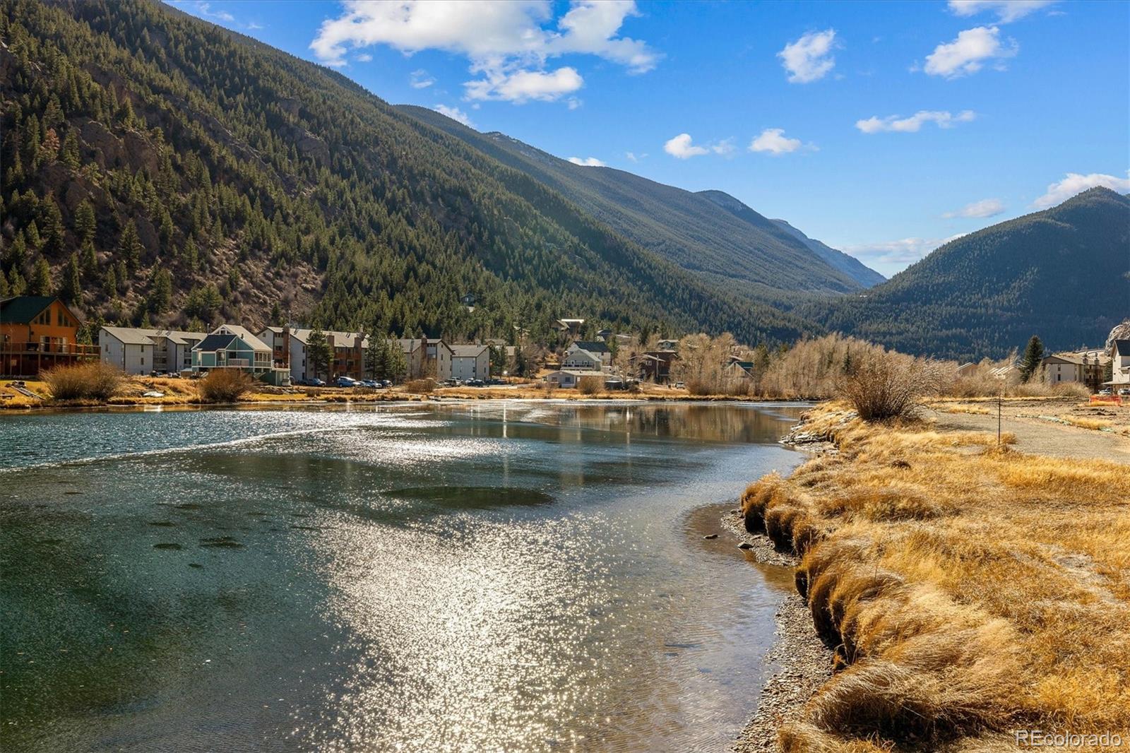 2121 Hummingbird Way Unit: 201