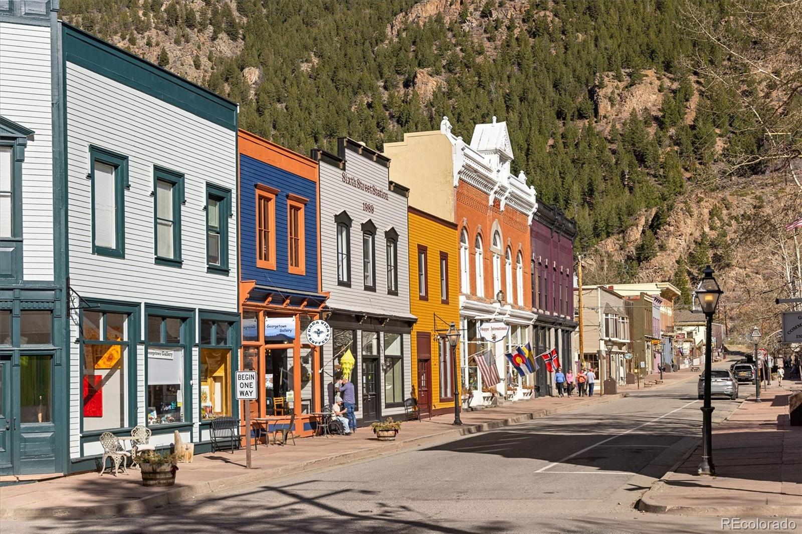 2121 Hummingbird Way Unit: 201