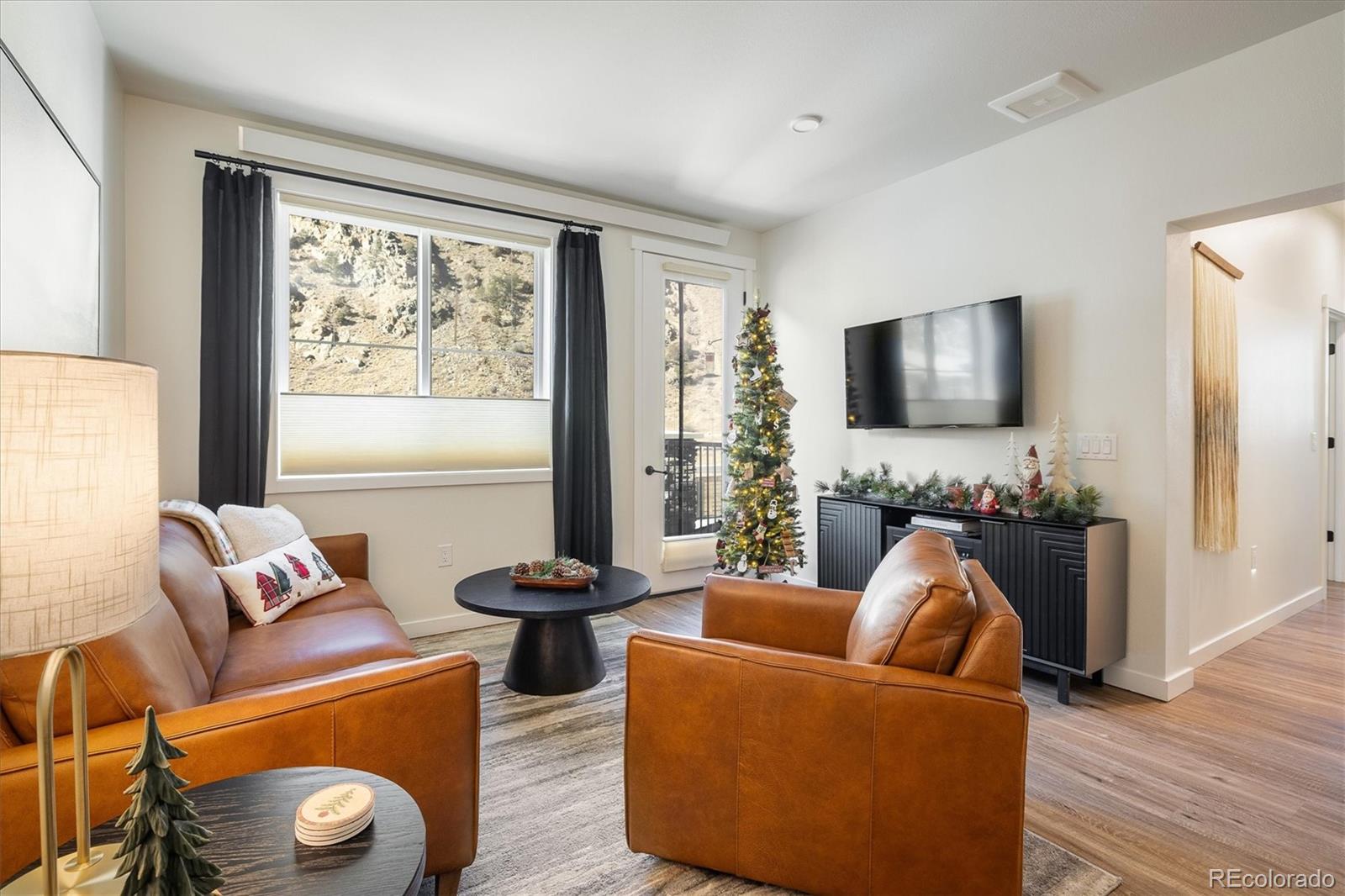 2121 Hummingbird Way Unit: 201