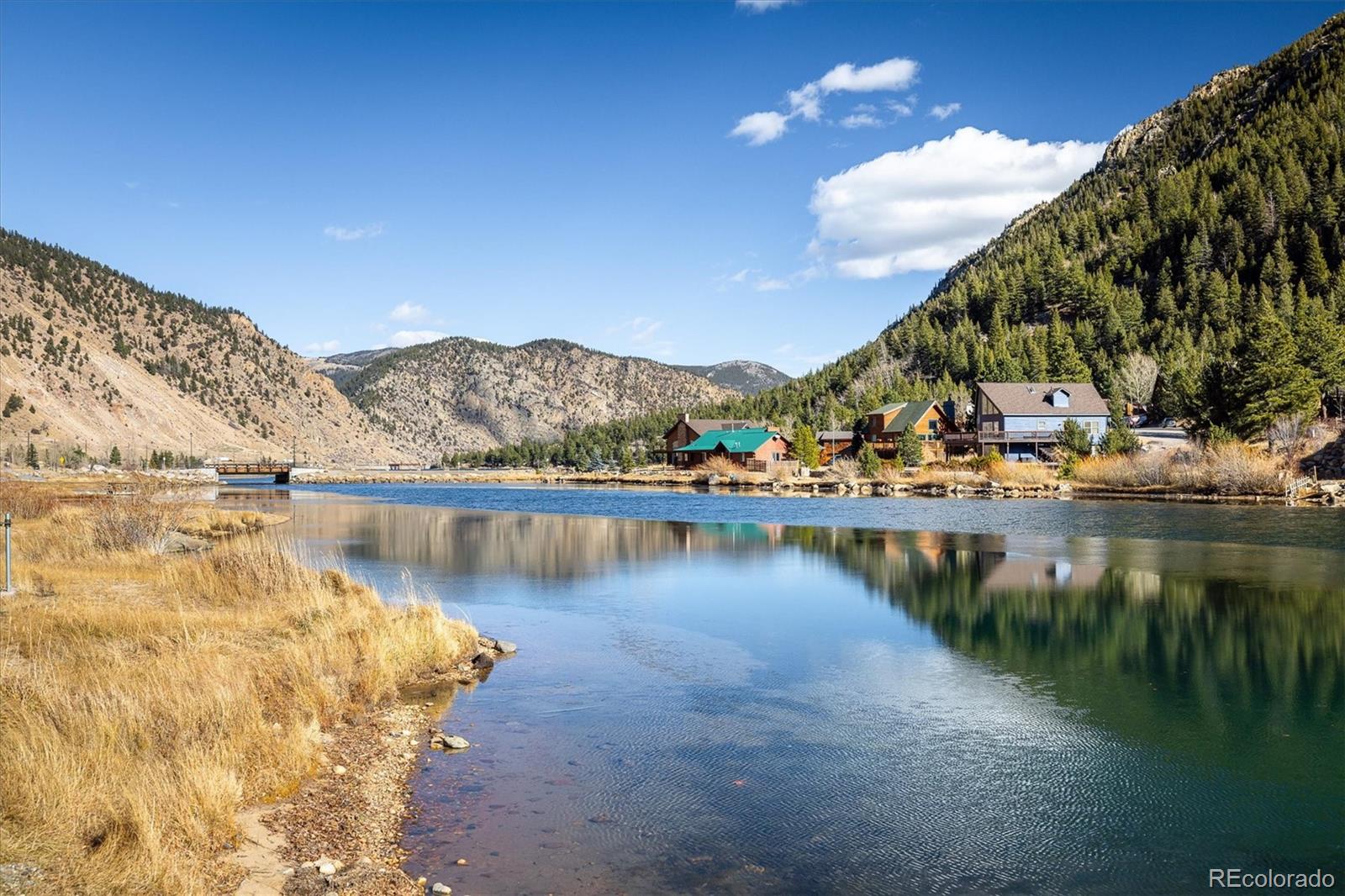 2121 Hummingbird Way Unit: 201