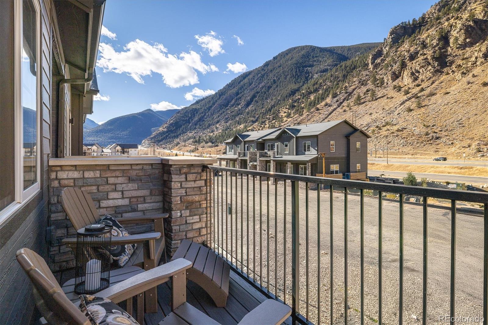 2121 Hummingbird Way Unit: 201