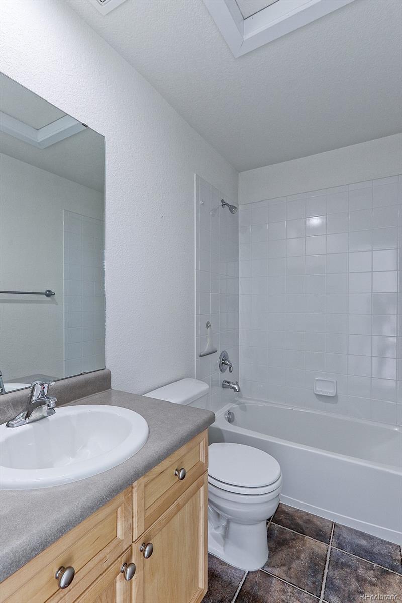 2550 Winding River Drive Unit: F2