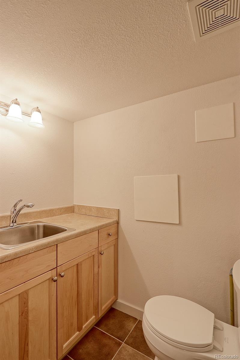 2550 Winding River Drive Unit: F2