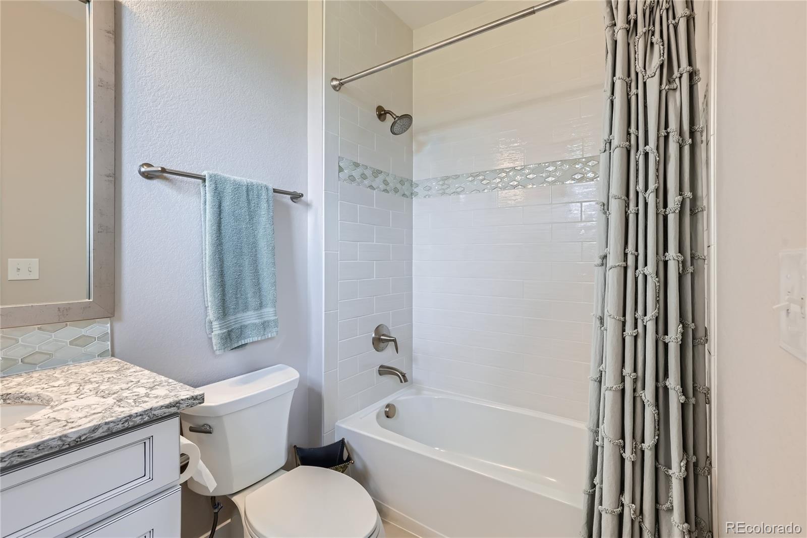 13769 Vallejo Loop
