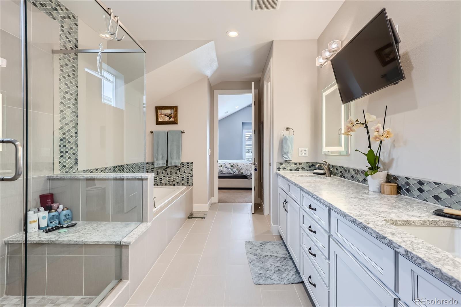 13769 Vallejo Loop